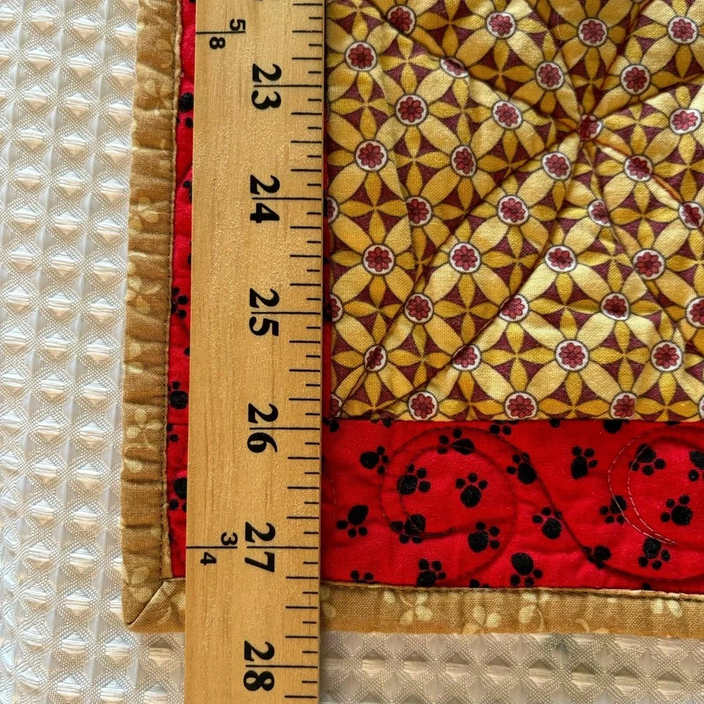 Handcrafted Whimsical Quilt Wall Hanging Lap Blanket Cat Lady Lovers Cute Kitty